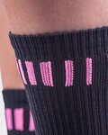 ALÉ Klassische Fahrradsocken - LOGO Q-SKIN  - Schwarz/Rosa