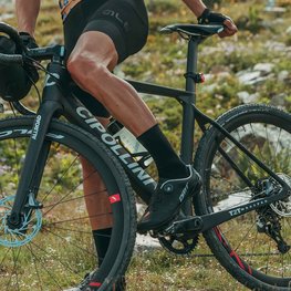 ALÉ Klassische Fahrradsocken - TEAM  - Schwarz