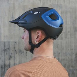 POC Fahrradhelm - AXION - Blau/Schwarz