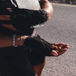 POC Fingerlose Fahrradhandschuhe - ESSENTIAL - Schwarz