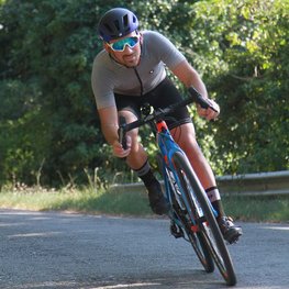 SIX2 Klassische Fahrradsocken - SHORT LOGO - Grau/Schwarz